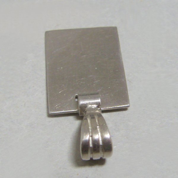 (p1359)Medalla de plata rectangular para grabar.